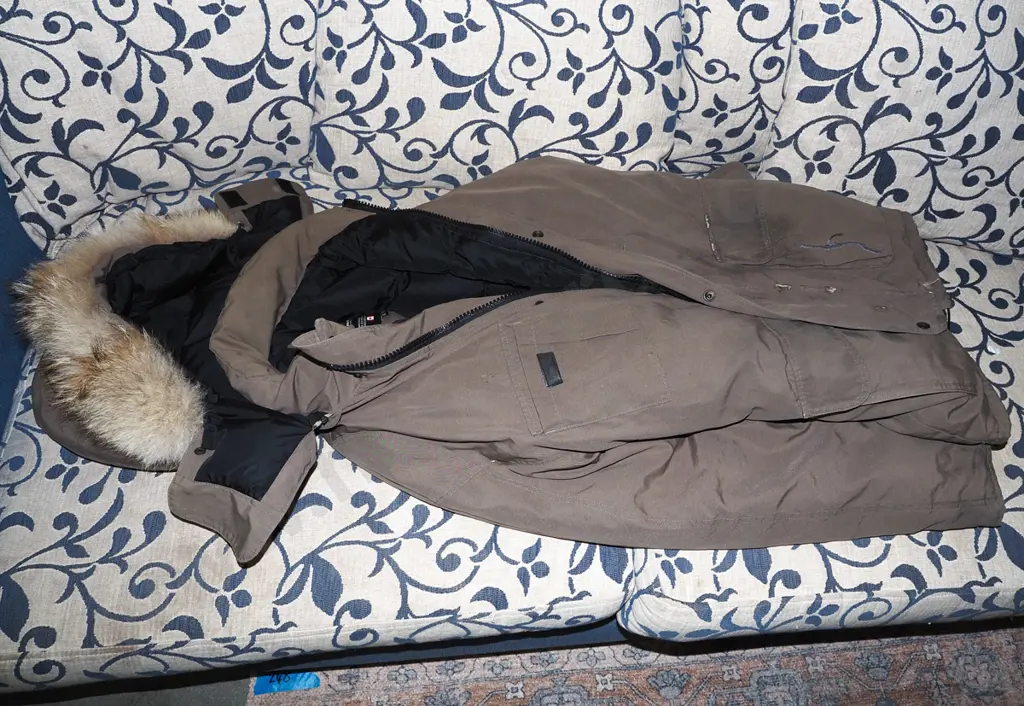 Canadian goose size Large hooded jacket - repair to 1 pocket, marks to jacket Image 1++