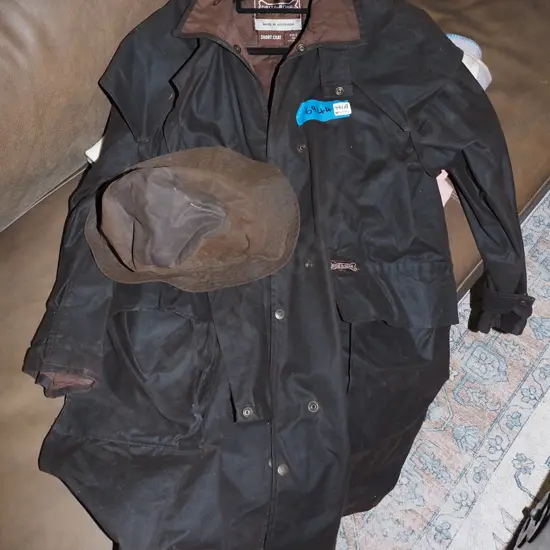 Driza-Bone coat size 3 / XS and a fur-lined hat