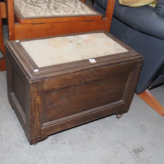 upholstered oak wood box