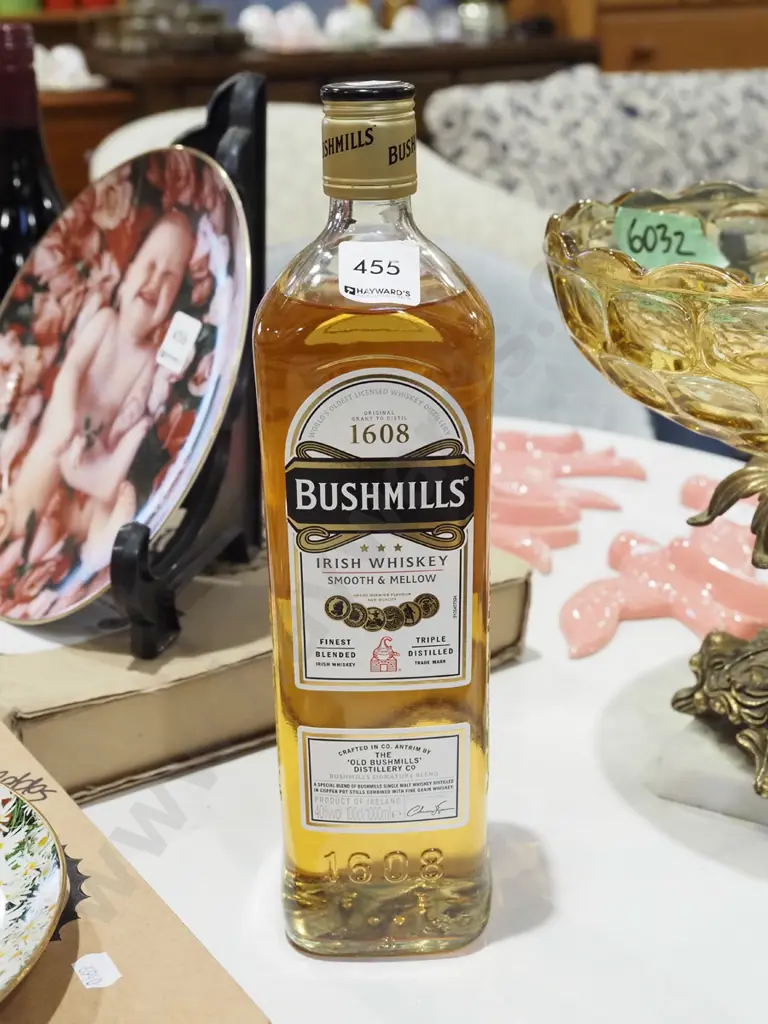 bottle of 1L Bushmills Irish whisky Image 1++
