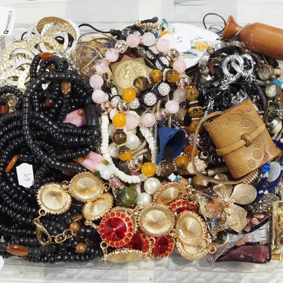 tray of costume jewellery