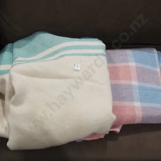 2x woollen blankets - cream and pink and blue checked