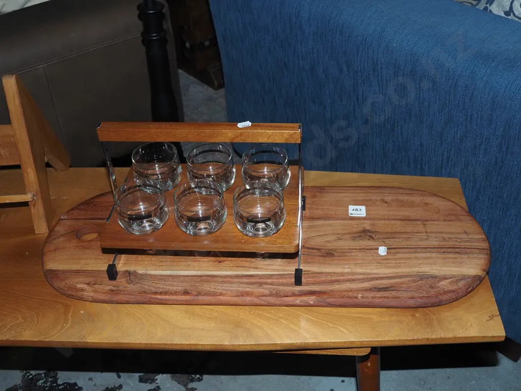 hardwood tray, wooden 6 glass retro drinks basket Image 1++