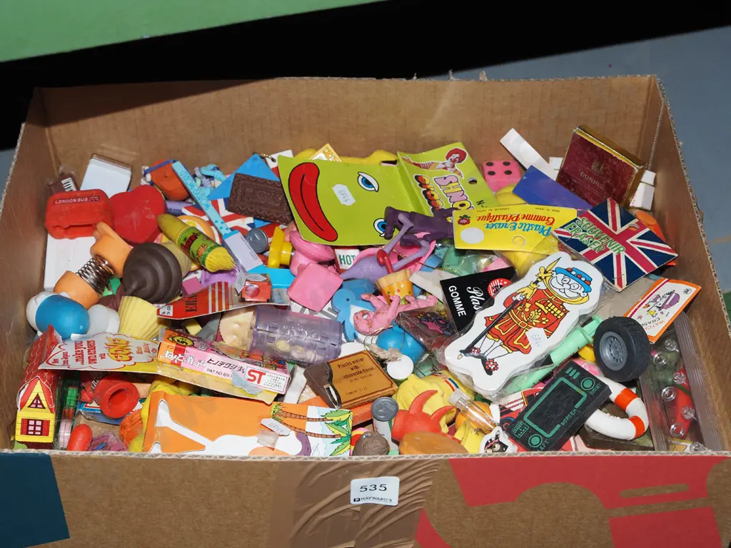 box of rubbers/erasers Image 1++