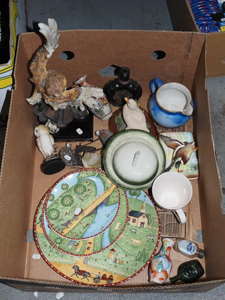 box; plates, vases, jug etc Image 1++