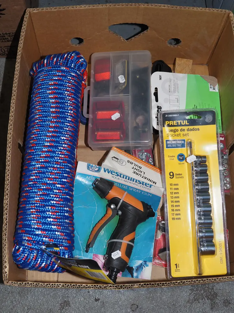 box; ropes, socket sets, garden hose spray gun etc Image 1++