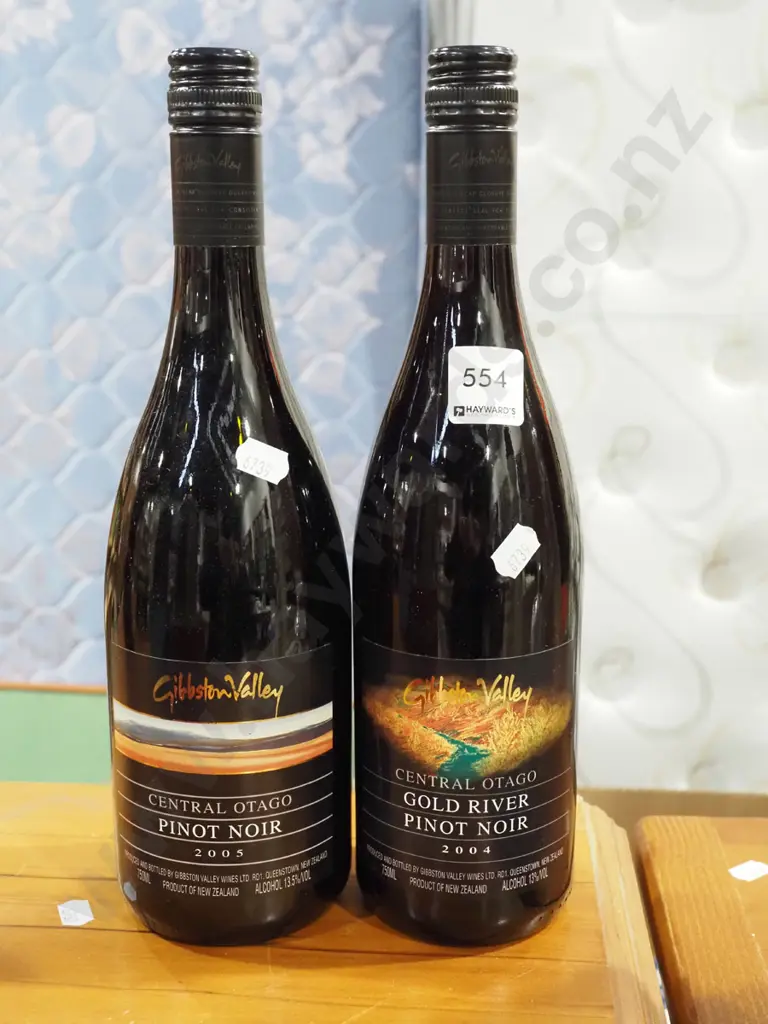 2x bottles Gibston Valley  pinot noir 2004, 2005 Image 1++