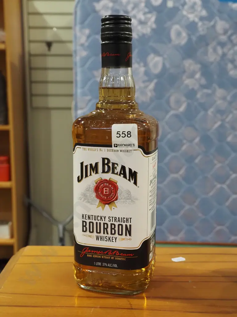 1L bottle Jim Beam bourbon Image 1++