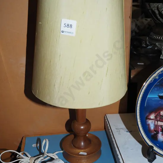 wood based table lamp H380