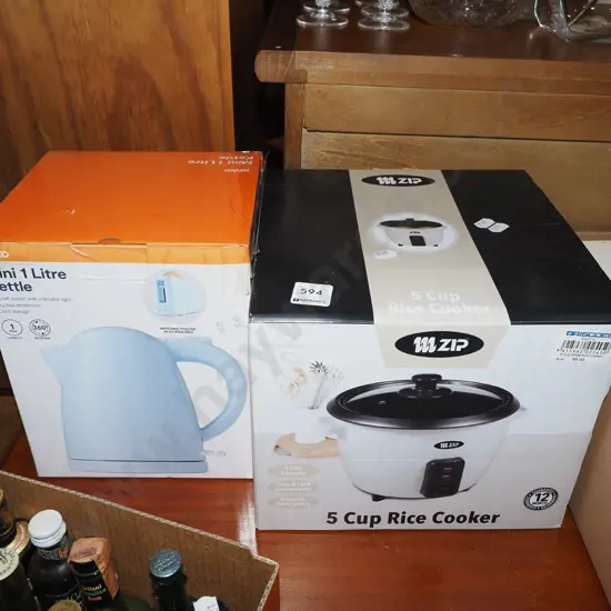 boxed Zipp rice cooker, 1L kettle