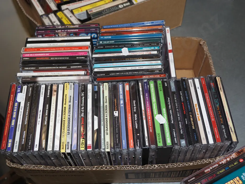 box; CDs Image 1++