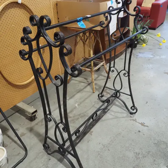 metal towel rail