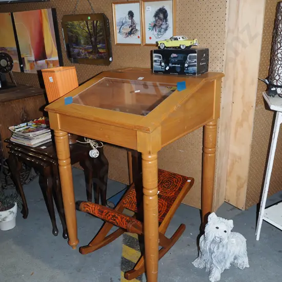 pine turned leg display case with lift up lid - glass not secured H910 W600 D580