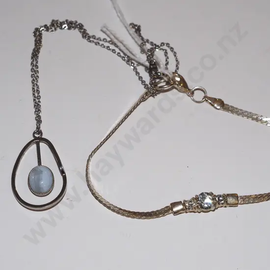 stone pendant necklace, bracelet