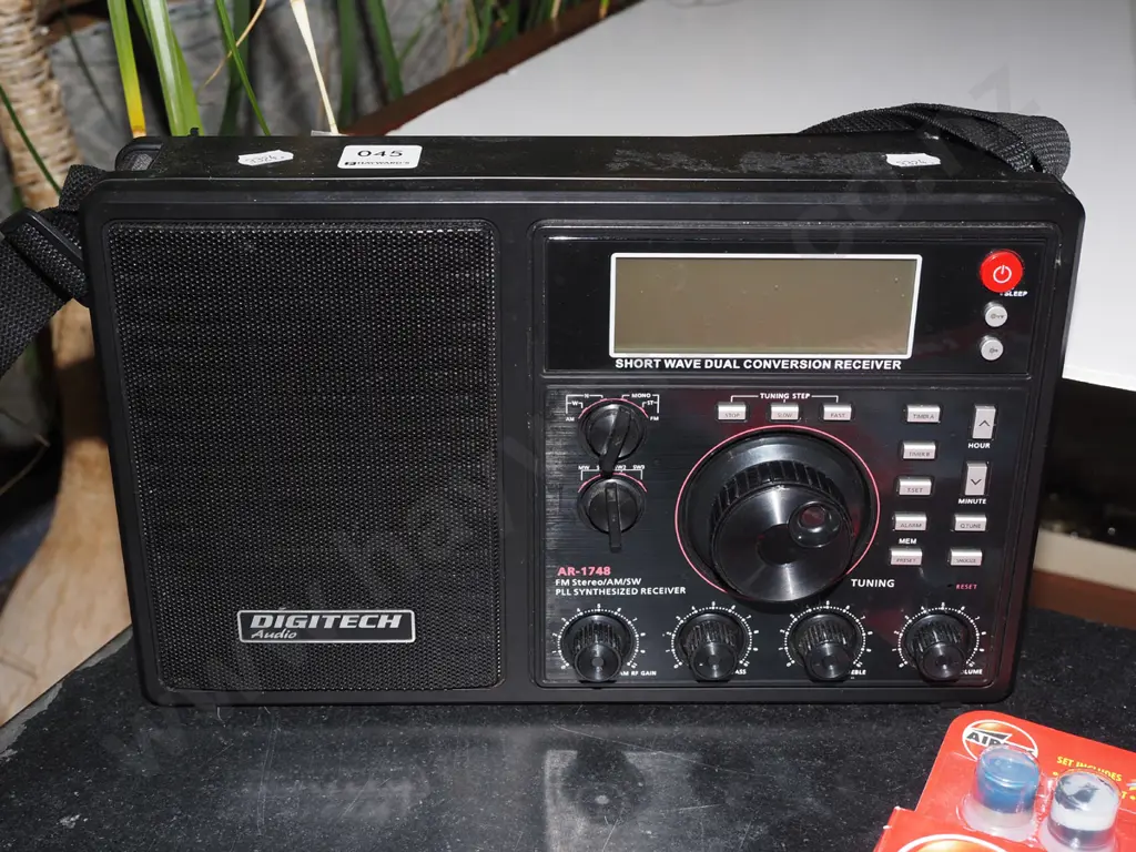 Digitech radio receiver Image 1++