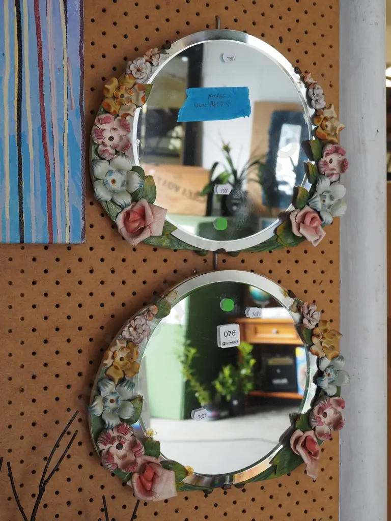 2x bevelled edge circular wall mirrors with flowers to edges - some damage and residue Image 1++