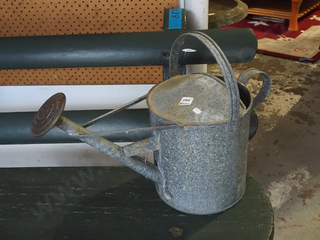 galvanised watering can Image 1++