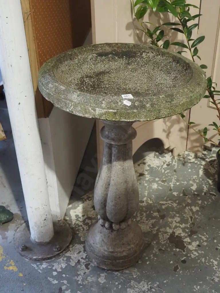 concrete garden bird bath H650 Image 1++