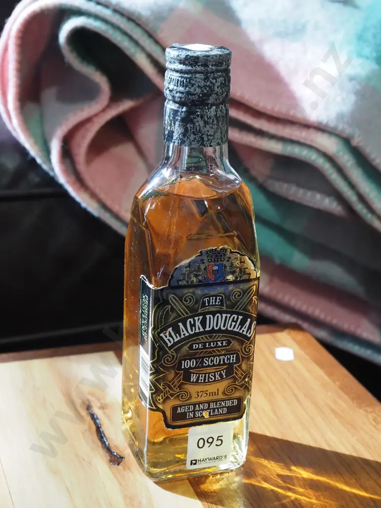 375ml The Black Douglas Scotch whisky Image 1++