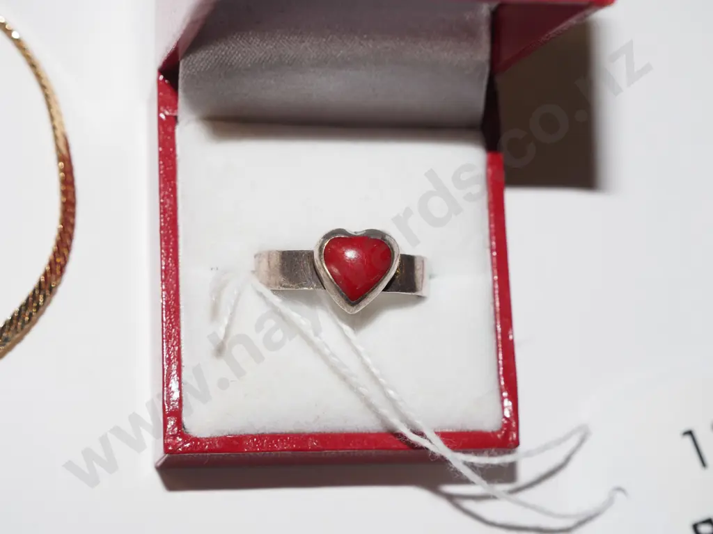 sterling silver Mexican red heart ring 6gms Image 1++