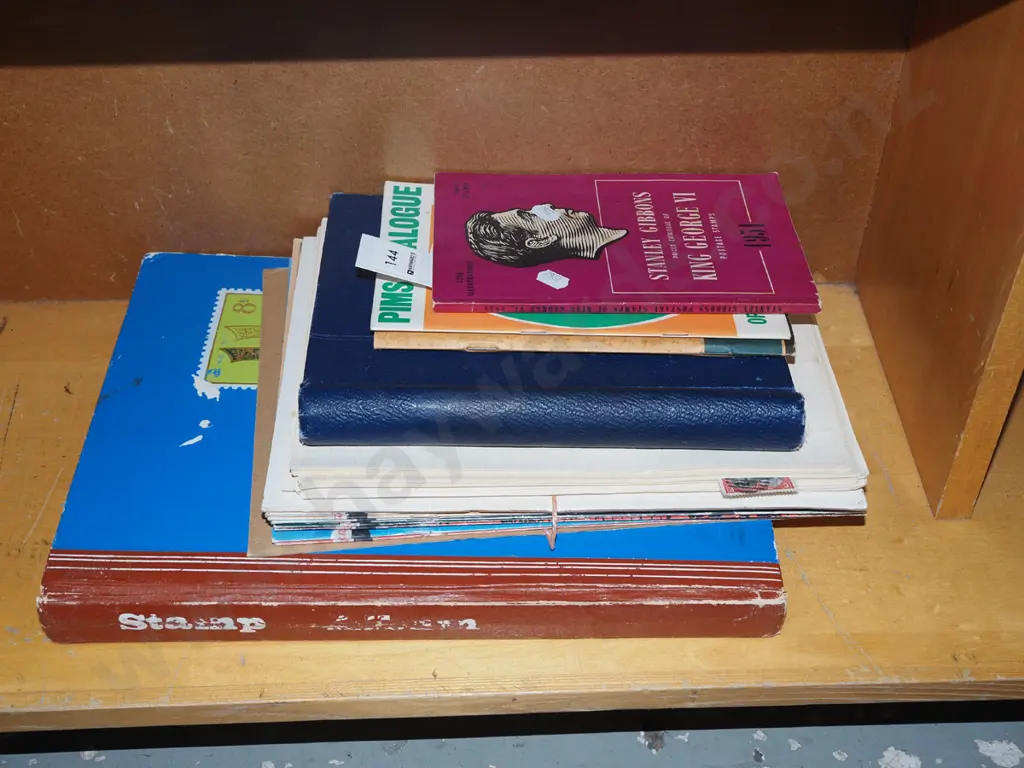 stamp albums & various publications Image 1++