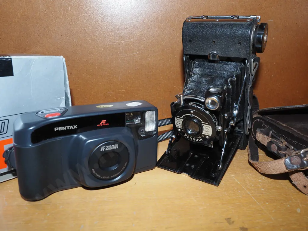 vintage camera & Pentax zoom 60 35mm camera Image 1++