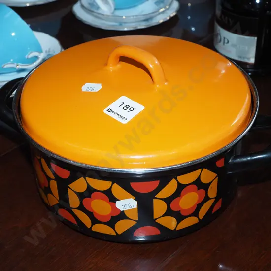 retro enamel plate pot - slight wear