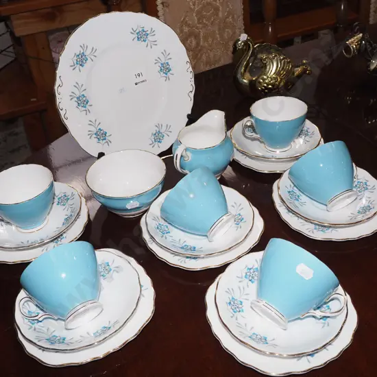 Colclough blue floral 21 piece tea set