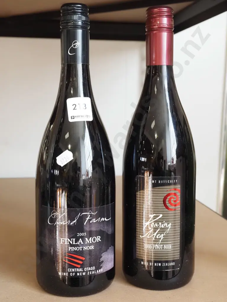 Finla Mor and Roaring Meg 2005 pinot noir Image 1++
