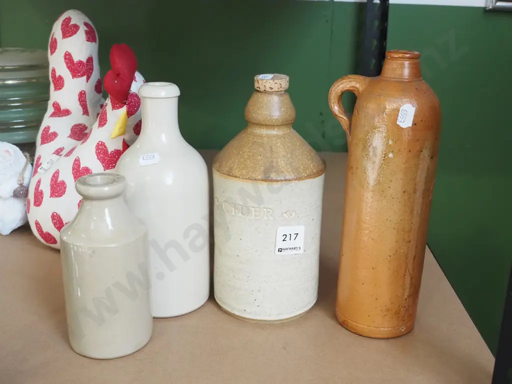 5x assorted stone ware bottles Image 1++