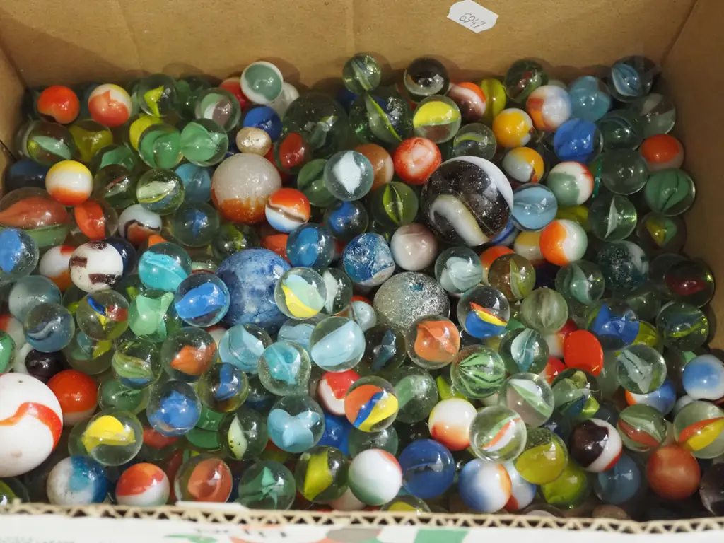 box of marbles Image 1++