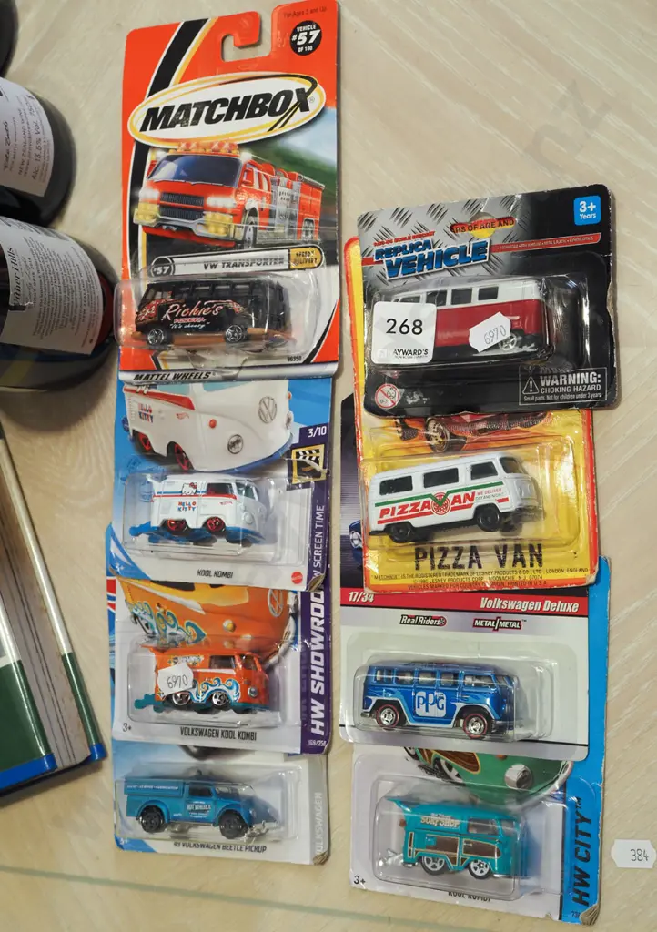 8x carded toy vehicles Image 1++