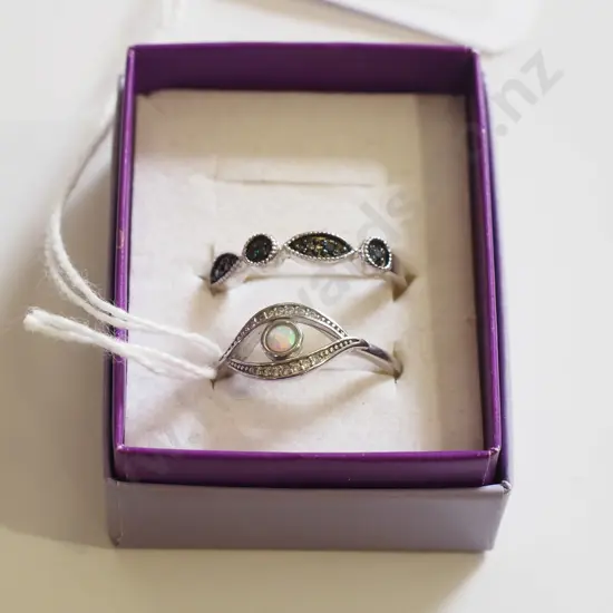 2x sterling silver rings, 1x opal and 1x marcasite 3gms