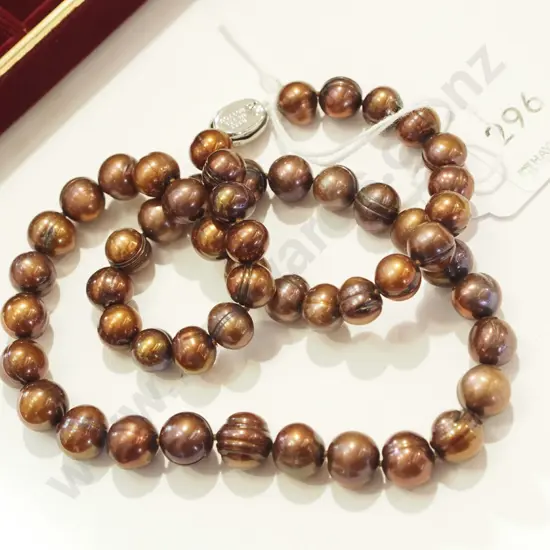 silver tone clasp brown dyed real pearl necklace 76gms