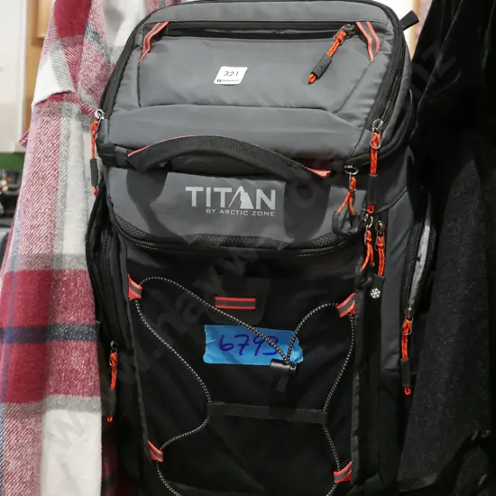 Titan insulated picnic chiller backpack