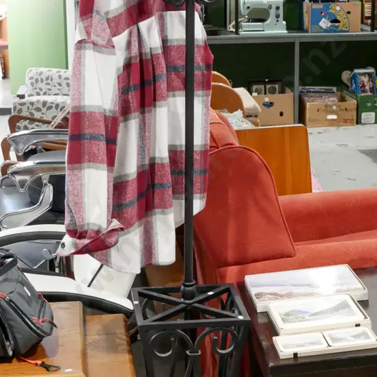 black metal coat rack/umbrella stand