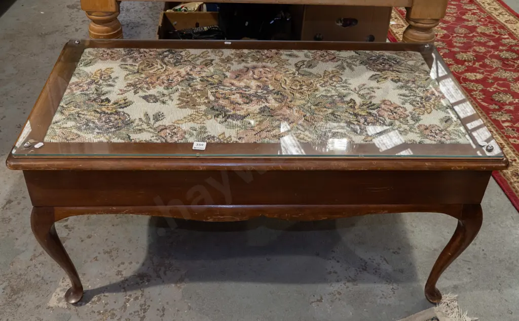 mahogany cab leg upholstered and glass top coffee table with lift up storage H500 W1000 D530 Image 1++