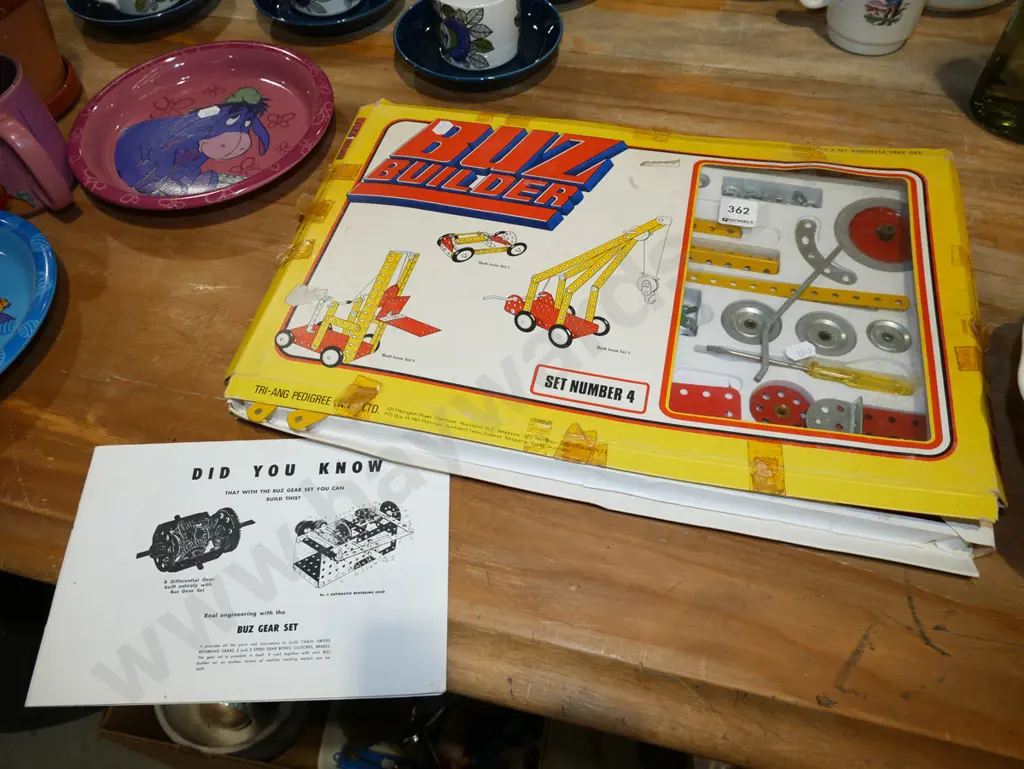 NZ made Buz Builder Tri-Ang set Image 1++