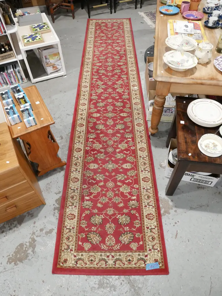 long acrylic floor runner - reds, browns, creams L4040 W800 Image 1++