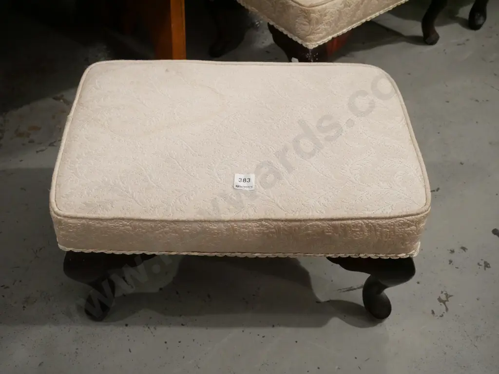 cab leg upholstered footstool Image 1++