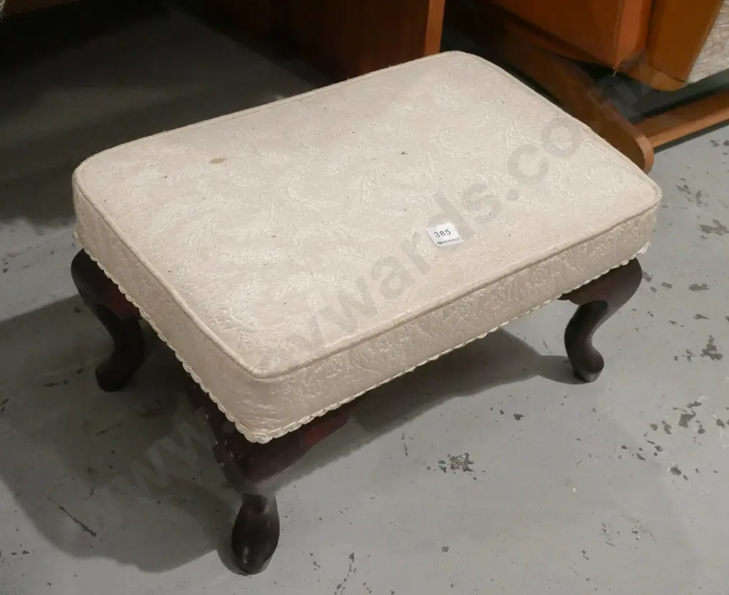 cab leg upholstered footstool Image 1++