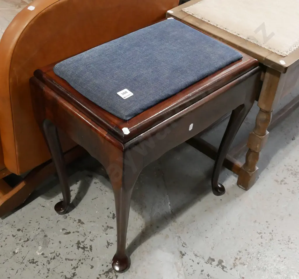 mahogany cab leg piano stool Image 1++