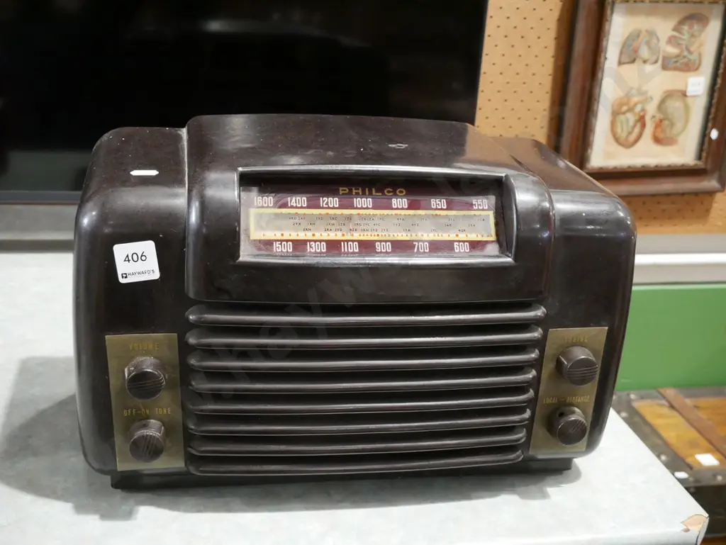 deco bakelite Philco mantle valve radio Image 1++