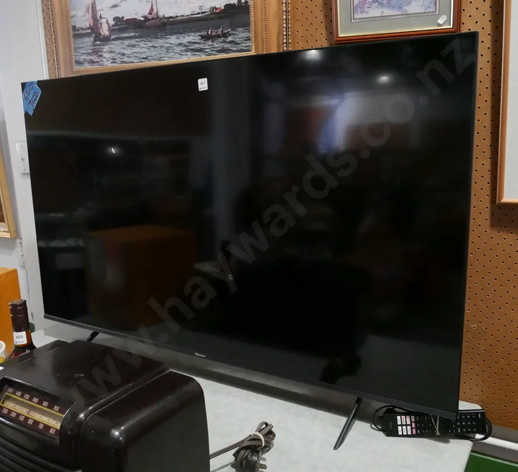 Hisense 55" TV Image 1++