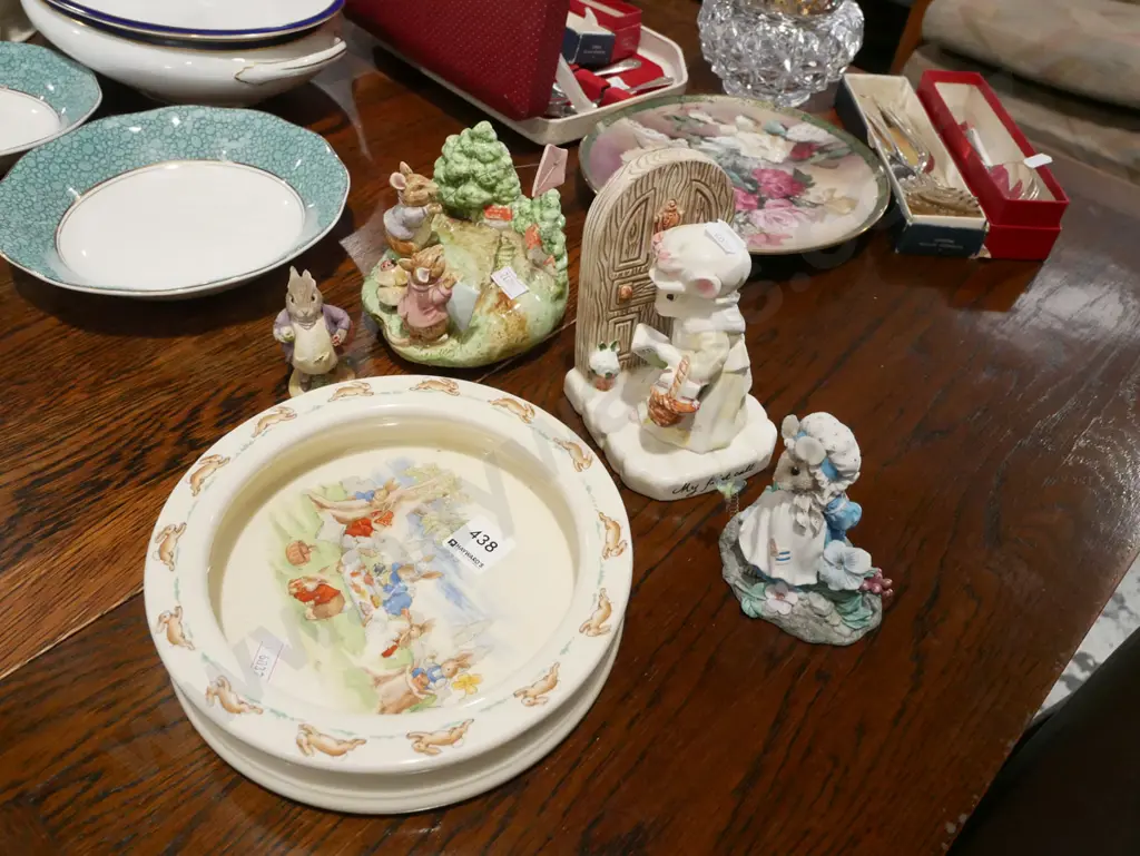 bunnykins bowl, figurines, bookend Image 1++