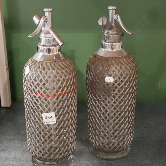 2x soda syphons