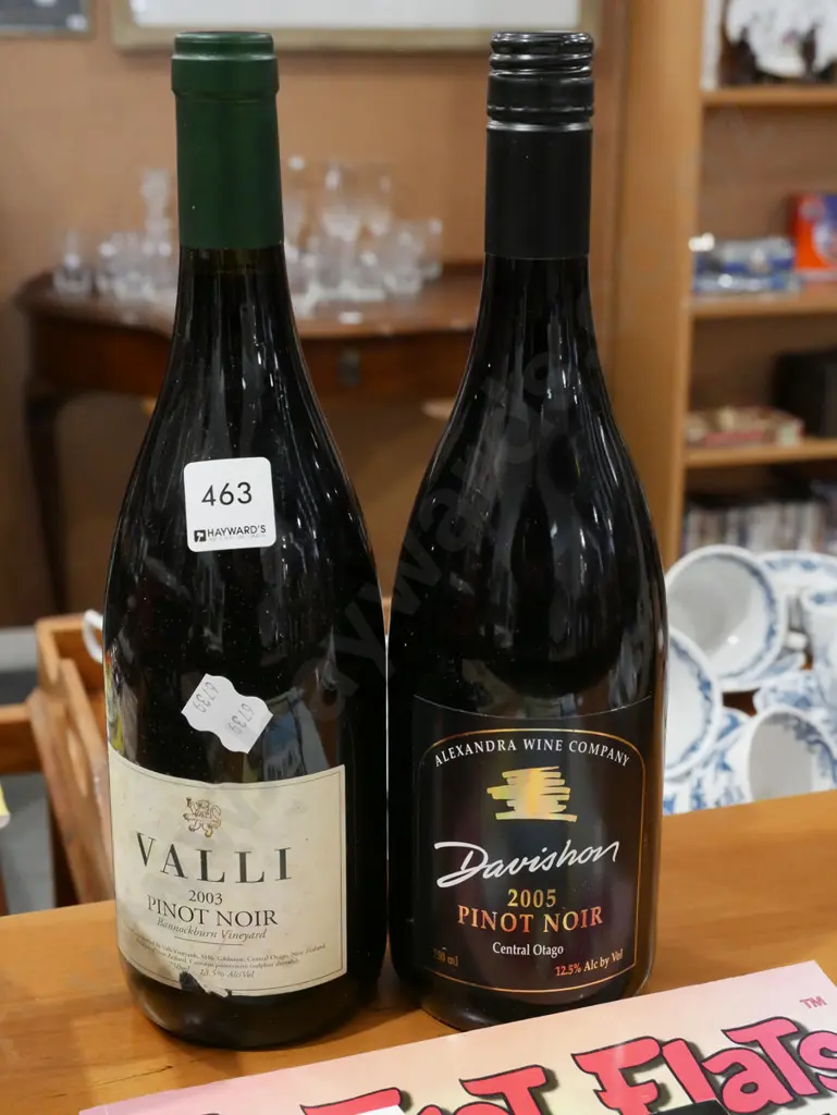 Valli pinot noir 2003, Davishon 2005 pinot noir Image 1++