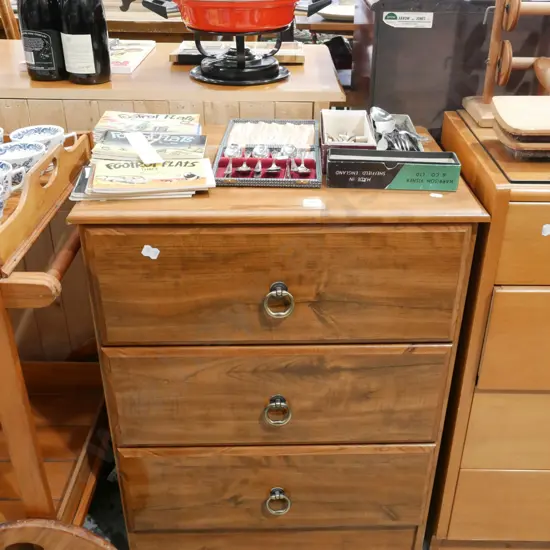 mdf faux wood veneer 3 drawer chest H770 W580 D400