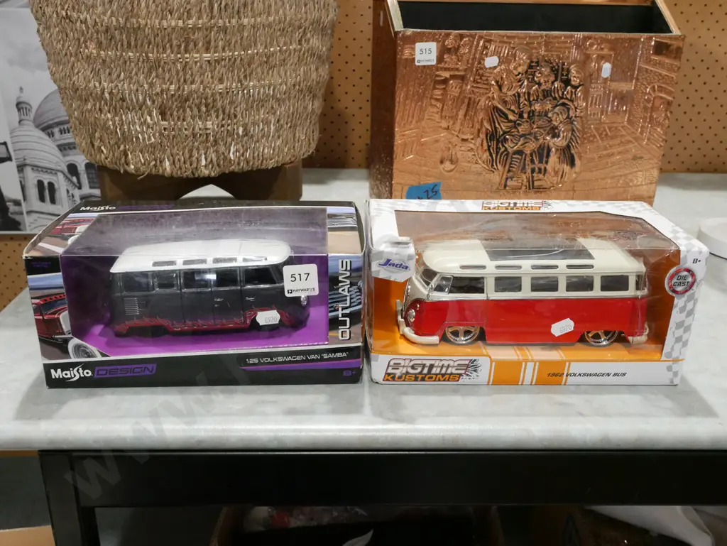 2x boxed diecast VW Kombi Image 1++