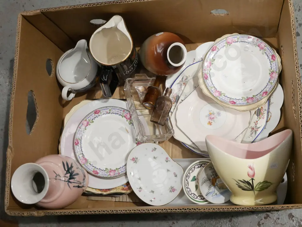 box; whisky jugs,vases, plates etc Image 1++